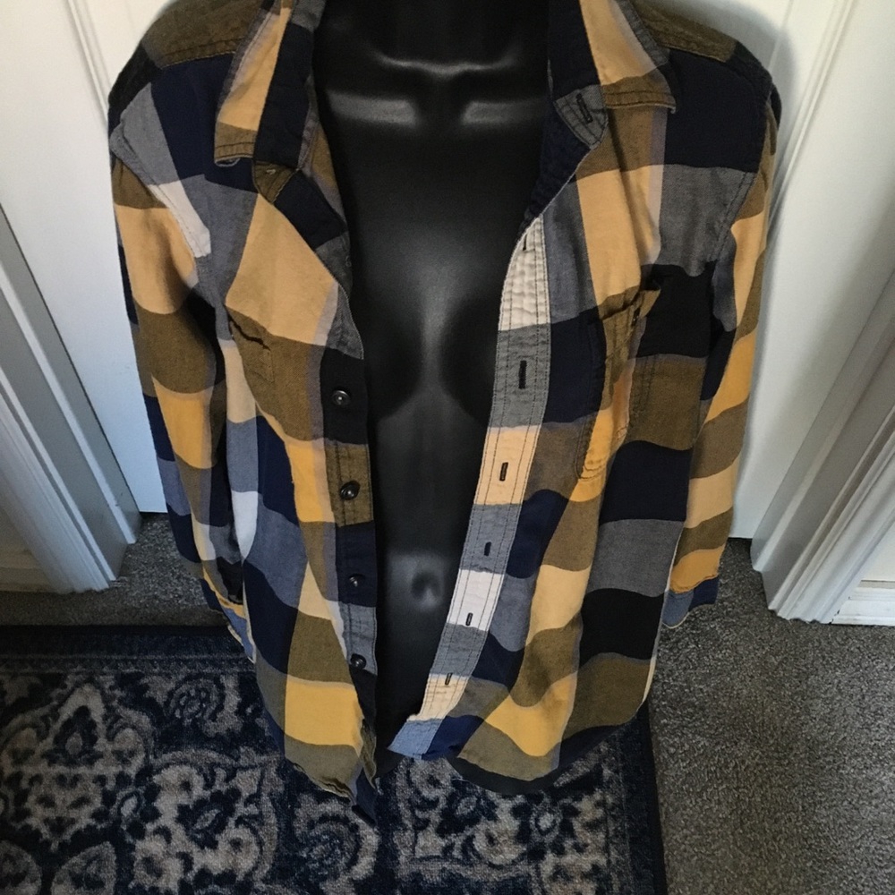 🌟🌊 4/$15 American Eagle outfitters button up